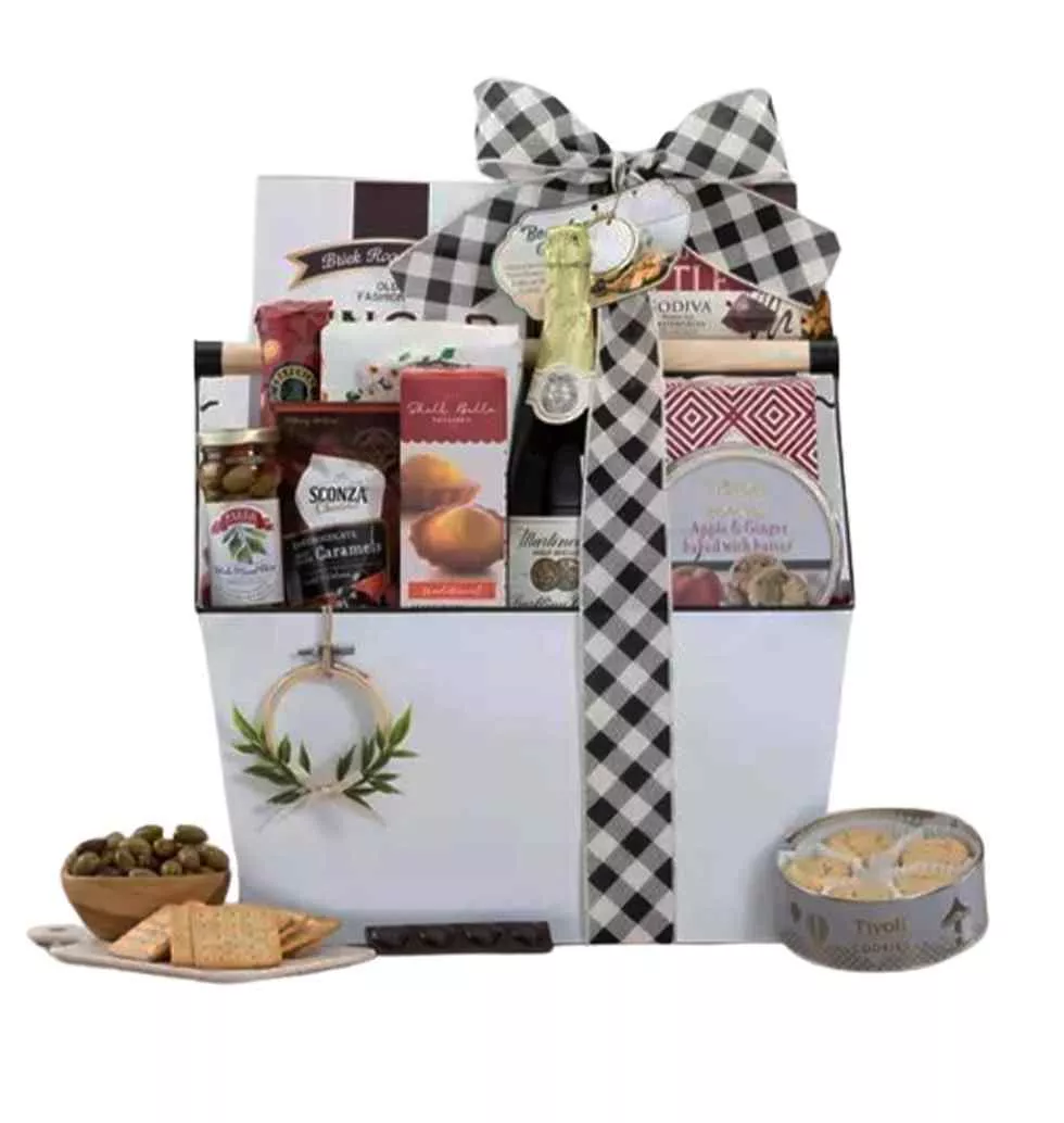 Ultimate Gourmet Delights Gift Basket