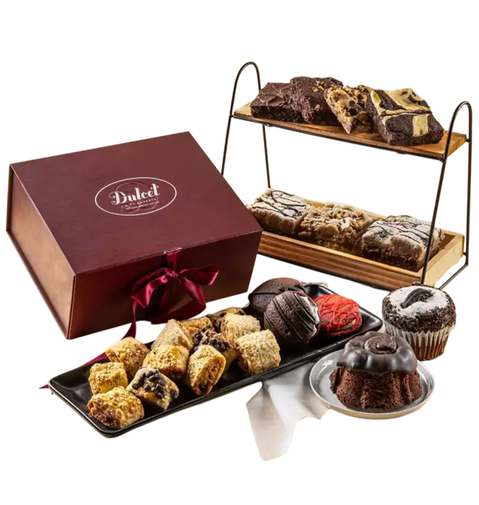 Festive Cakes & Brownies Box