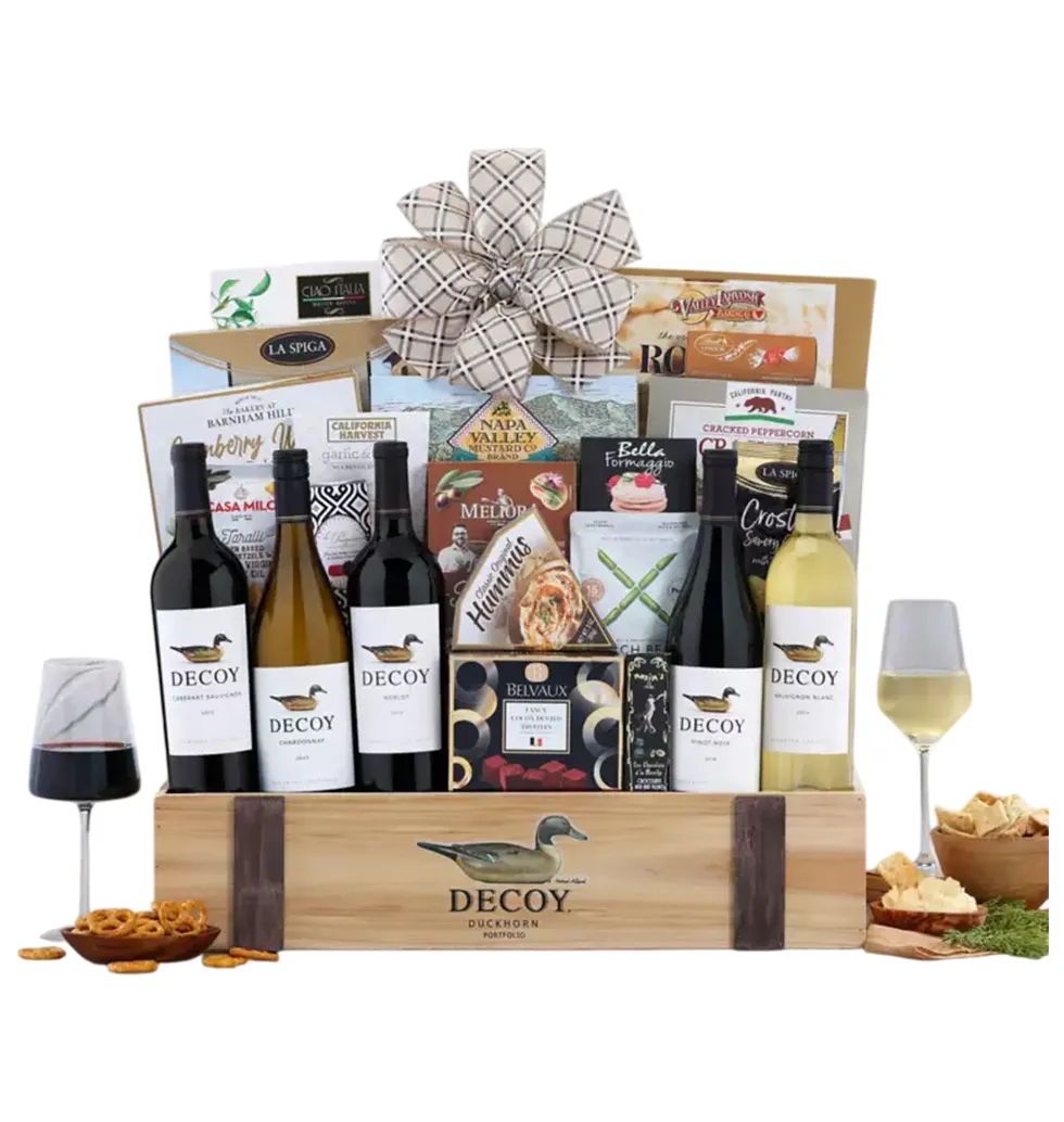 Refined Christmas Gourmet Cellar Box