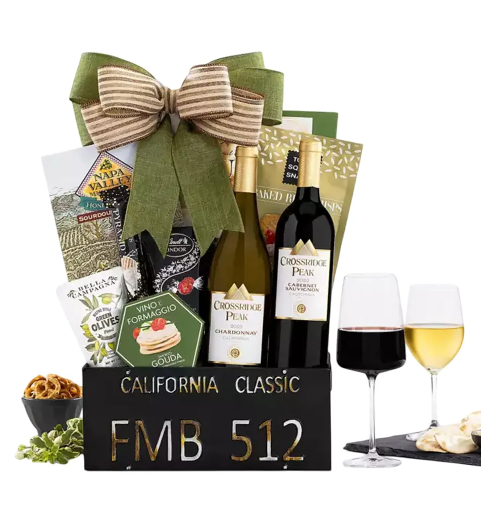 Elegant Wine & Snack Selection Set